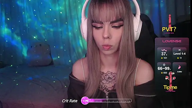 Snapshot of Kerry_Kirk chatting on 12.09.24 Kerry Kirk online show from 12.09.24