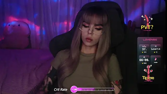 Snapshot of Kerry_Kirk chatting on 12.18.24 Kerry Kirk online show from 12.18.24