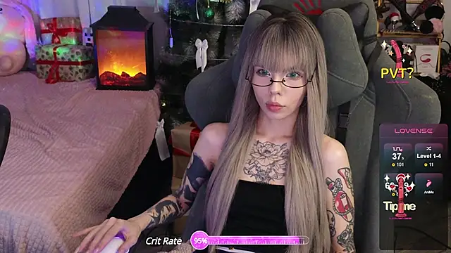 Snapshot of Kerry_Kirk chatting on 01.11.25 Kerry Kirk online show from 01.11.25