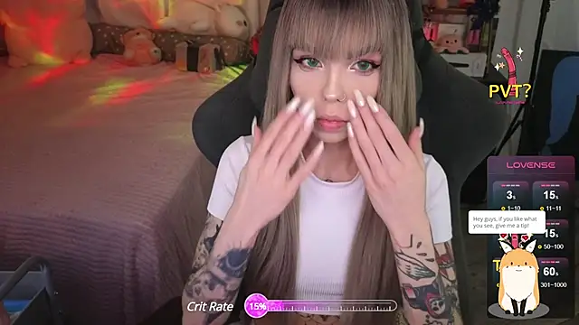 Snapshot of Kerry_Kirk chatting on 02.03.25 Kerry Kirk online show from 02.03.25