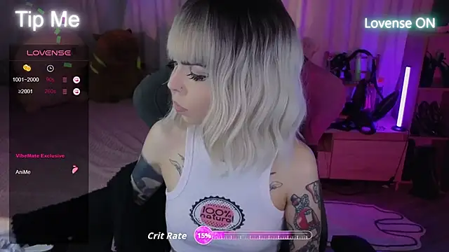 Snapshot of Kerry_Kirk chatting on 09.25.25 Kerry Kirk online show from 09.25.25