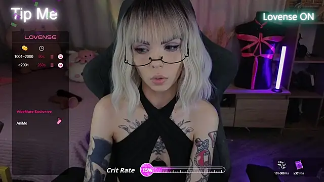 Snapshot of Kerry_Kirk chatting on 10.13.25 Kerry Kirk online show from 10.13.25