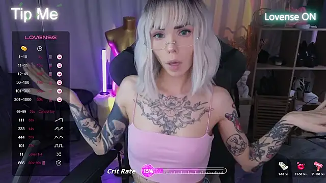 Snapshot of Kerry_Kirk chatting on 10.17.25 Kerry Kirk online show from 10.17.25