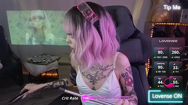 Kerry Kirk online show from 11.17.25