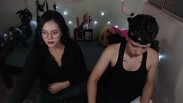 Antonella Cruz02 online show from 02.19.25