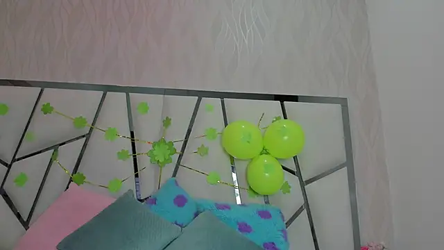  aurora18  online show from 03.15.26