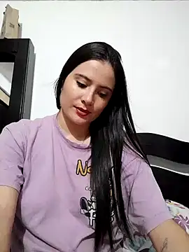 Zoe Clark  online show from 12.19.24