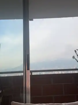 ValerieHilton online show from 02.05.25