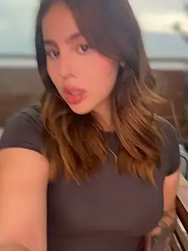 ValerieHilton online show from 02.07.25