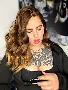 ValerieHilton online show from 10.01.25