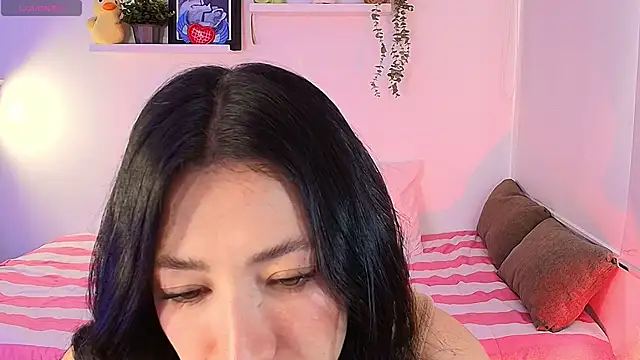 Snapshot of lilyy_evanss chatting on 03.03.26 lilyy evanss online show from 03.03.26
