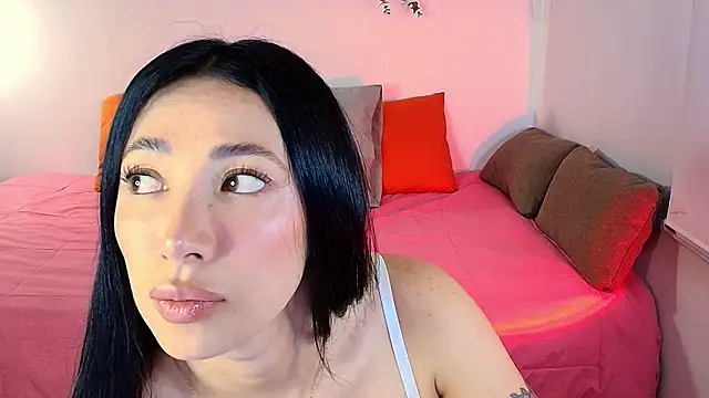 Snapshot of lilyy_evanss chatting on 03.14.26 lilyy evanss online show from 03.14.26