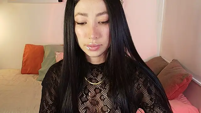 Snapshot of lilyy_evanss chatting on 03.27.26 lilyy evanss online show from 03.27.26