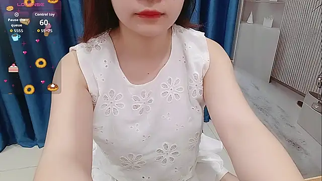 Snapshot of Milajinxi chatting on 12.03.25 Milajinxi online show from 12.03.25