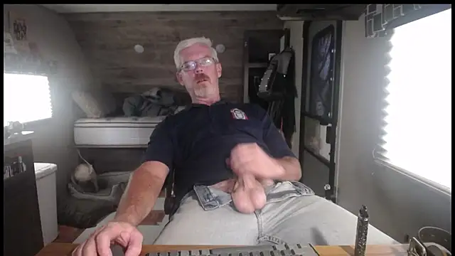 Di9ital069 online show from 10.25.25