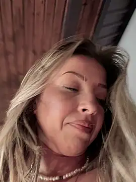 SonyaD  online show from 02.27.25