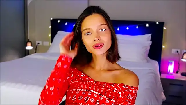 wow Mia online show from 12.12.24