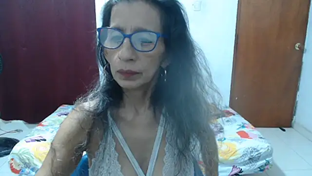 Snapshot of luz_stella chatting on 06.23.26 luz stella online show from 06.23.26