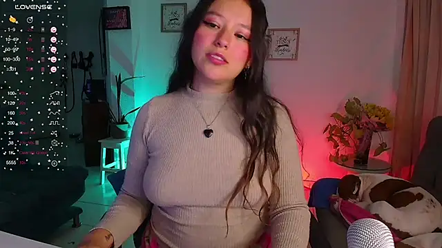 Snapshot of Lexie_Thompson10 chatting on 02.17.25 Lexie Thompson10 online show from 02.17.25