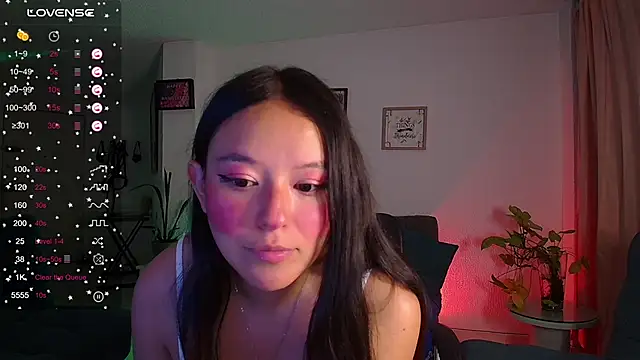 Snapshot of Lexie_Thompson10 chatting on 03.10.25 Lexie Thompson10 online show from 03.10.25