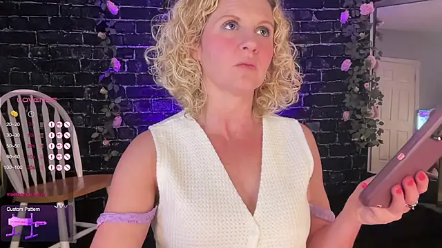 AmberJade AmJ online show from 03.13.25