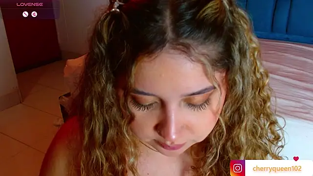 Cherryyquen online show from 01.20.25