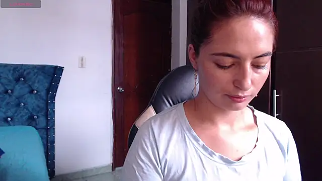 Kate lorens9 online show from 12.13.24