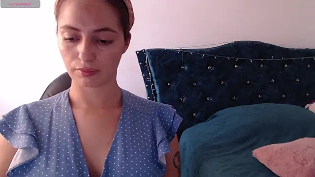 Kate lorens9 online show from 02.24.25