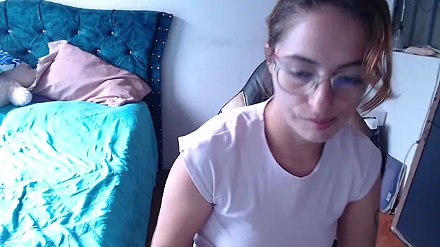 Snapshot of Kate_lorens9 chatting on 07.21.26 Kate lorens9 online show from 07.21.26