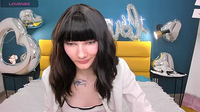 Lili flowerr online show from 02.11.25