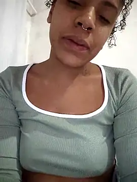 Julia Pretinha online show from 04.04.26