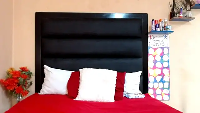 LongPussyLipsxx online show from 02.07.25