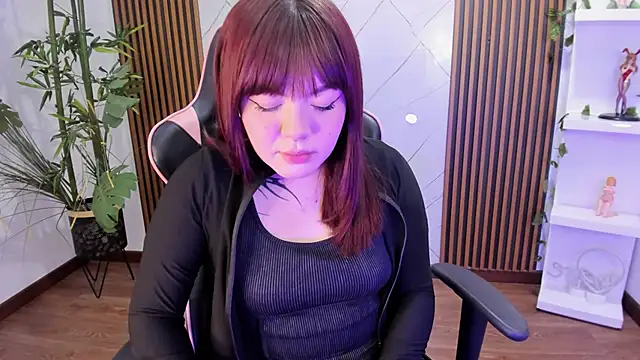 Fluffy Bubble21 online show from 02.12.25