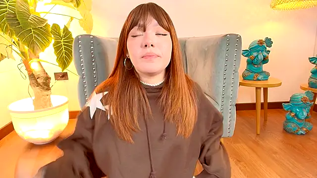 Fluffy Bubble21 online show from 11.05.25