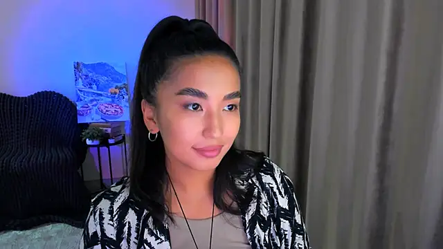 worldofkim online show from 02.04.25