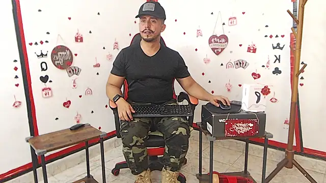 KalethBigDick online show from 02.11.25