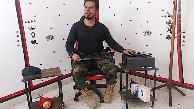 KalethBigDick online show from 10.15.25