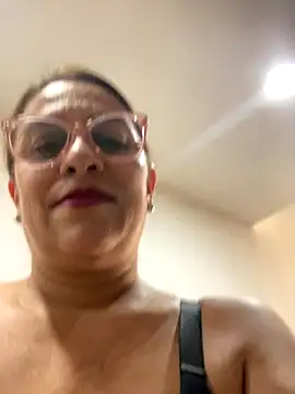 Snapshot of brendasexywet chatting on 09.27.25 brendasexywet online show from 09.27.25