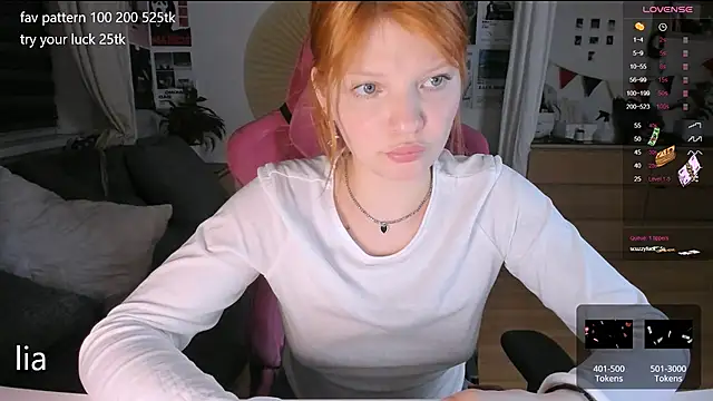 lil lia online show from 10.15.25