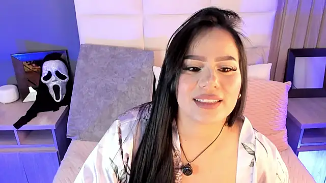 Snapshot of Miah_gomez_ chatting on 11.01.25 Miah gomez online show from 11.01.25