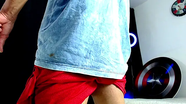 Antonywebb94 online show from 11.30.25