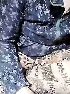 Hyemin online show from 12.30.24