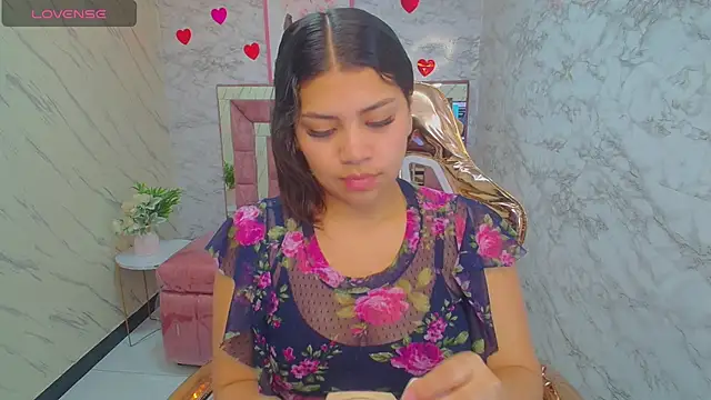  mila sweet v online show from 02.28.25