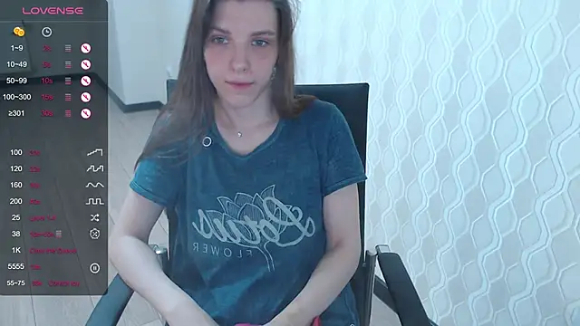 LisaHeart online show from 03.20.25