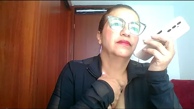 Snapshot of RossanaLionheart chatting on 05.03.26 RossanaLionheart online show from 05.03.26