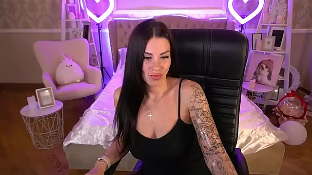 Snapshot of IsabellaFoxyy chatting on 03.07.25 IsabellaFoxyy online show from 03.07.25