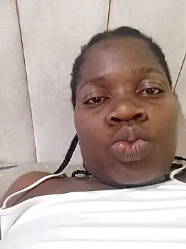 Snapshot of pearl7979 chatting on 12.08.24 pearl7979 online show from 12.08.24