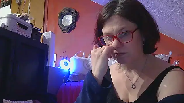 Snapshot of lanax chatting on 03.30.26 lanax online show from 03.30.26