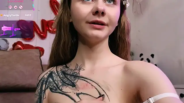 Britney Lynch online show from 01.29.25