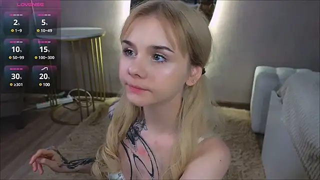 Britney Lynch online show from 03.10.25